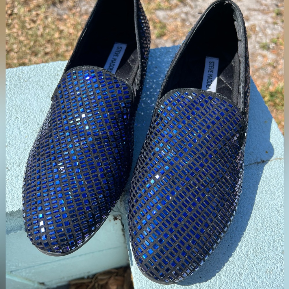Steve Madden Mens Blue Crystal Embellished Slip on Shoes Size 9.5